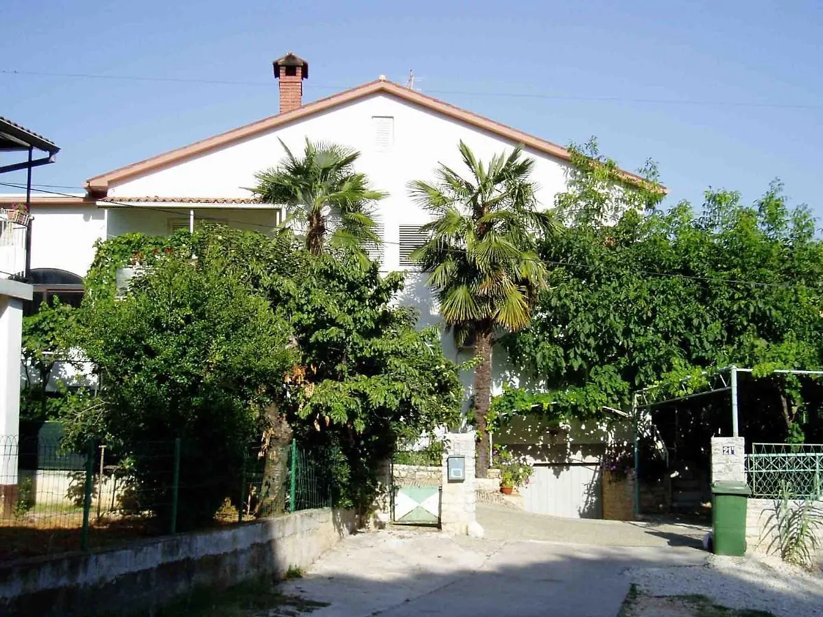 The Apartment With Air Conditioned Porec